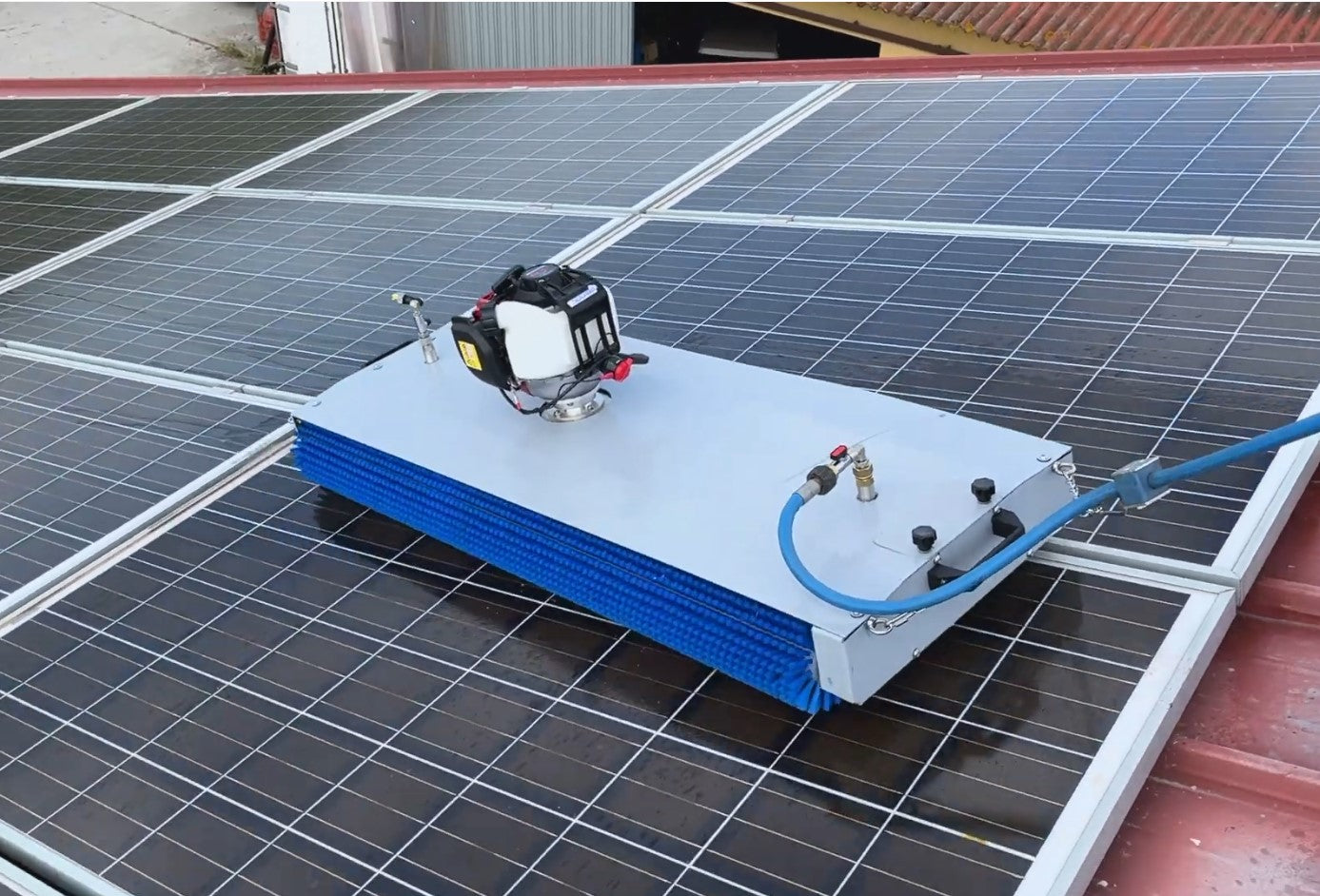 FK1 - Roof and Ground Solar System