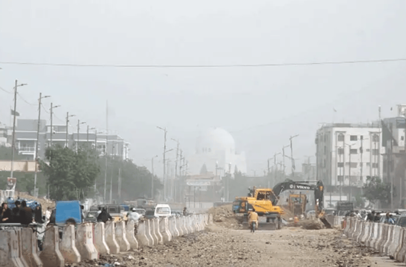 Why Monthly Solar Cleaning Isn’t Enough in Pakistan’s Dust Zones